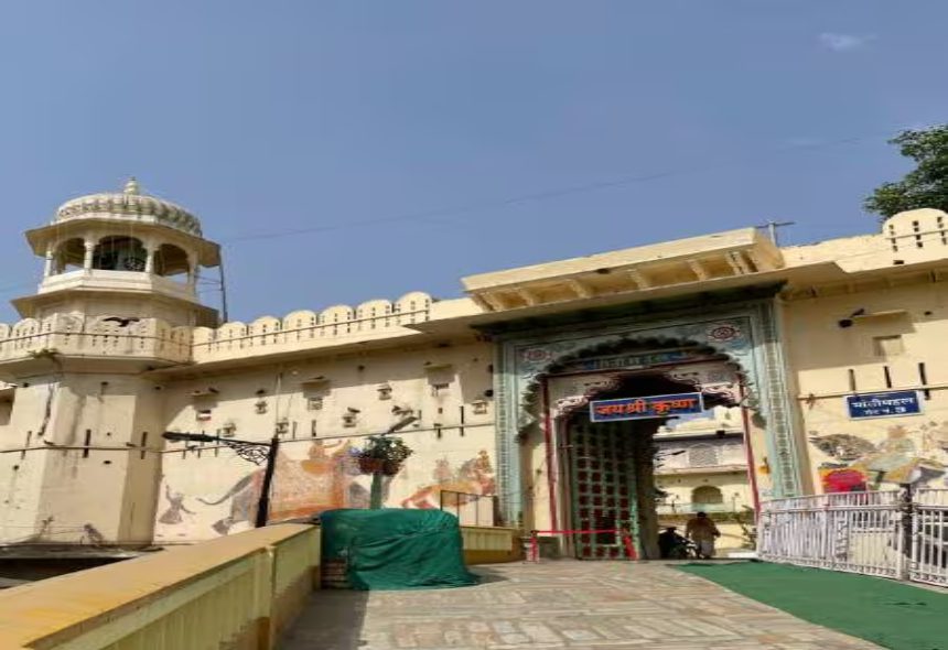 m_Nathdwara_Shreenathji_Temple_2_p_600_450